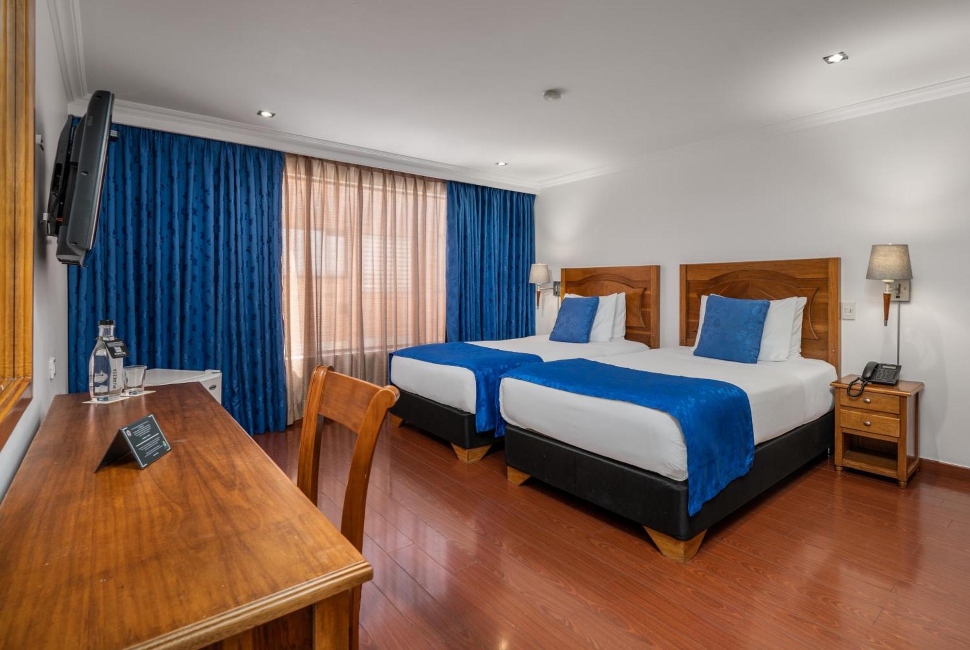 Hotel Egina Bogotá Esterno foto