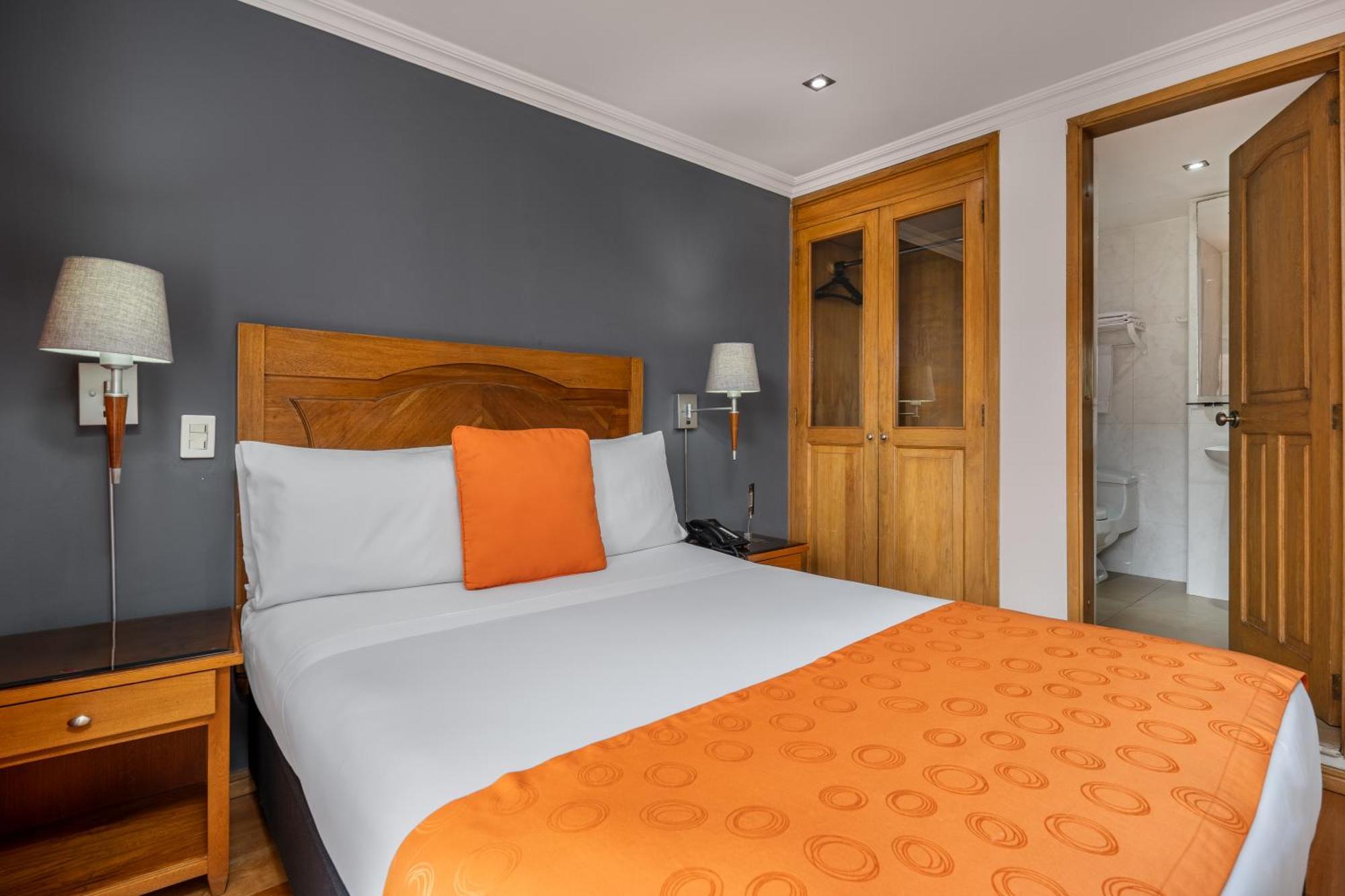 Hotel Egina Bogotá Esterno foto